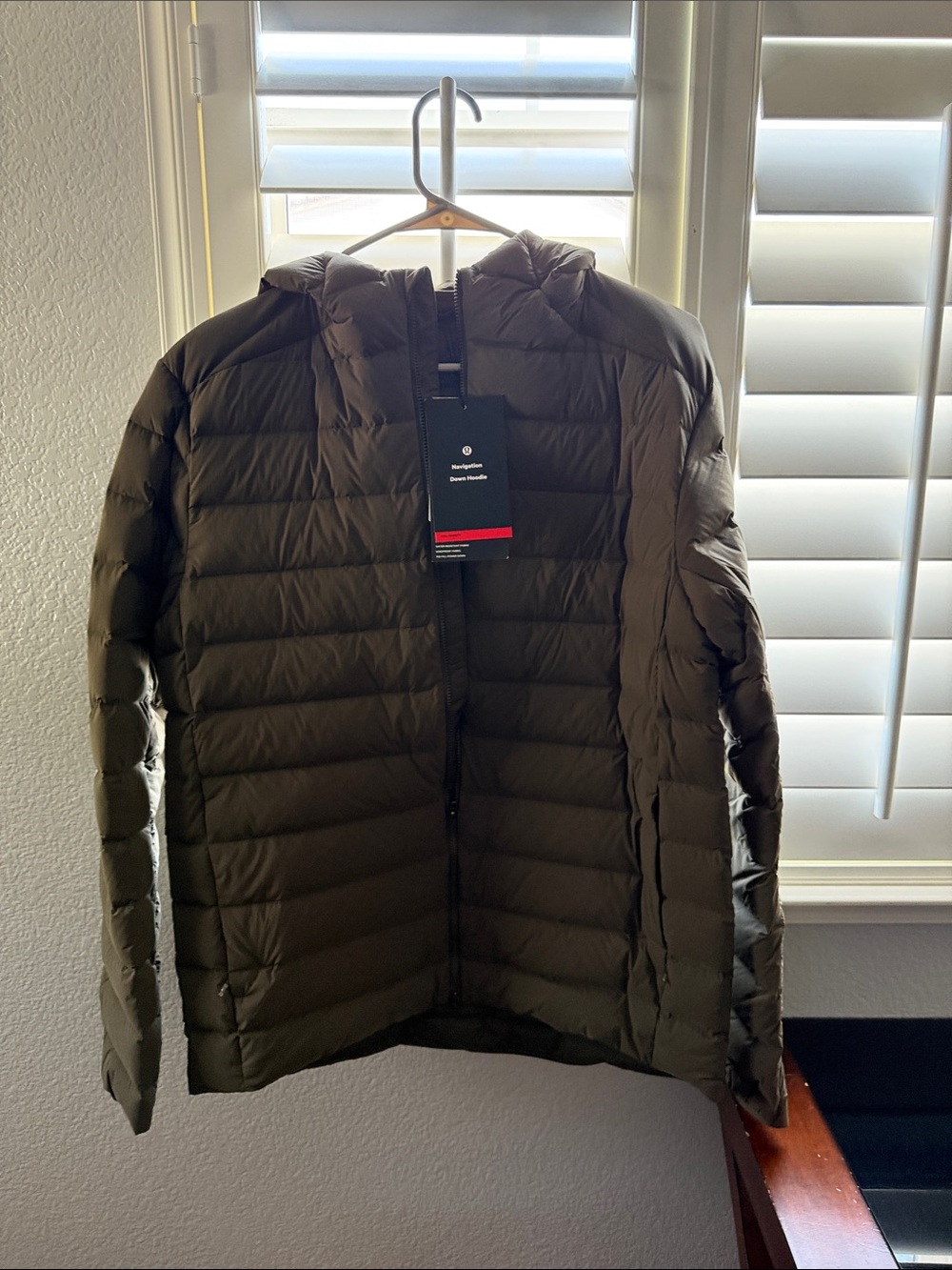 lululemon athletica Men's Olive Hooded Puffer Jacket